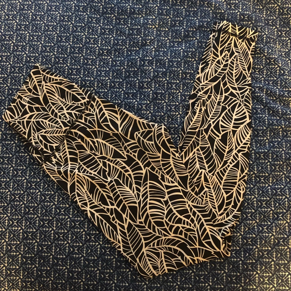 EUC Lululemon Luxtreme High Rise Full-length Tight